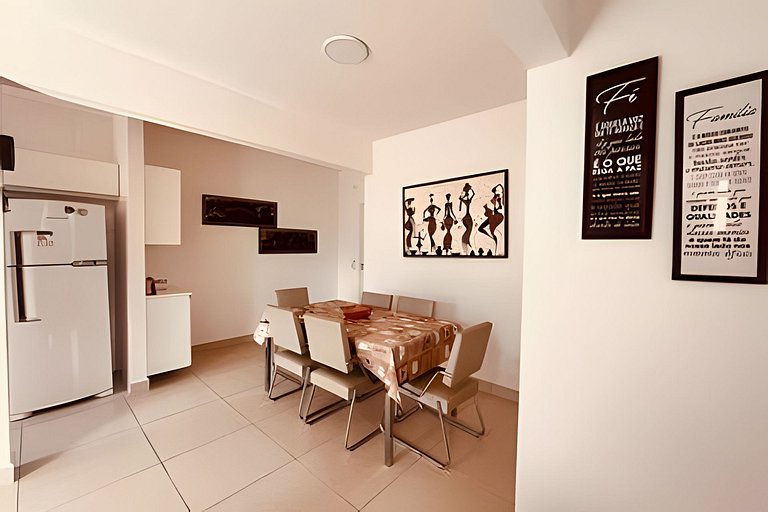 Apto 6 Pessoas • Piscina • 250m Praia • Wi-Fi • Ar