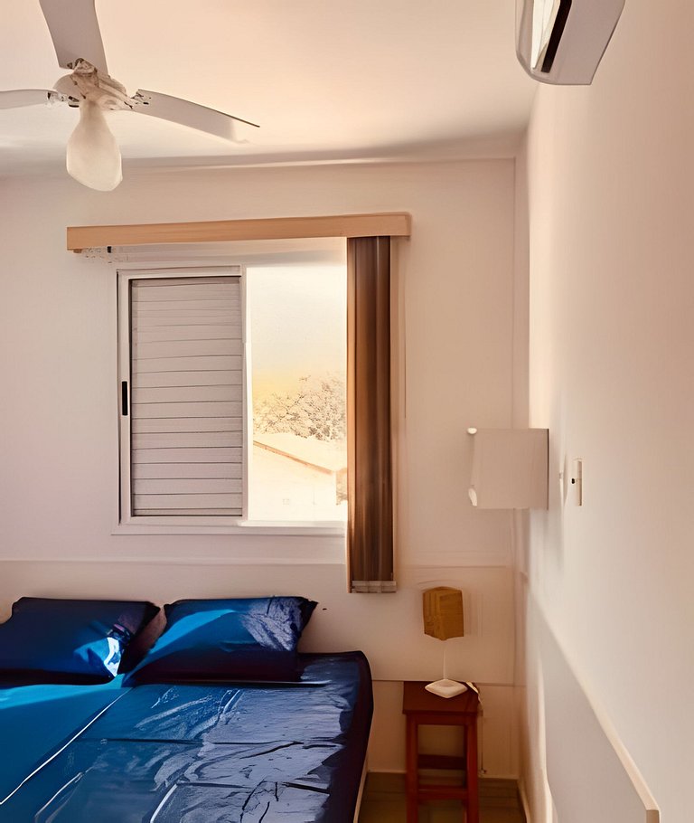Piscina/Sauna a 250m Praia Toninhas c/ AC e Wi-Fi