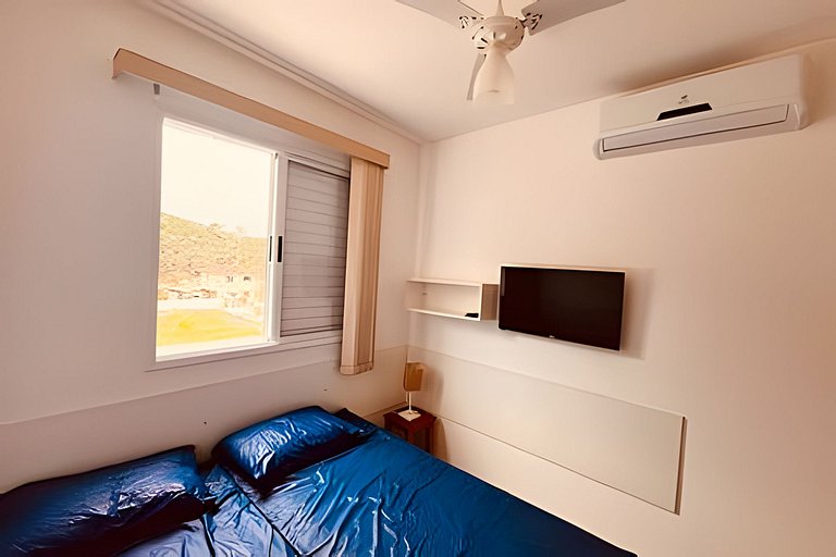 Piscina/Sauna a 250m Praia Toninhas c/ AC e Wi-Fi