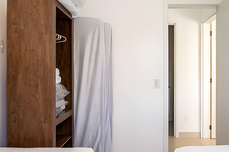 Apto para 6, a 250 metros da praia, enxoval, Wi-Fi e piscina