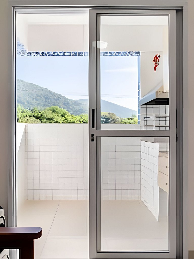 Apto para 6, a 250 metros da praia, enxoval, Wi-Fi e piscina