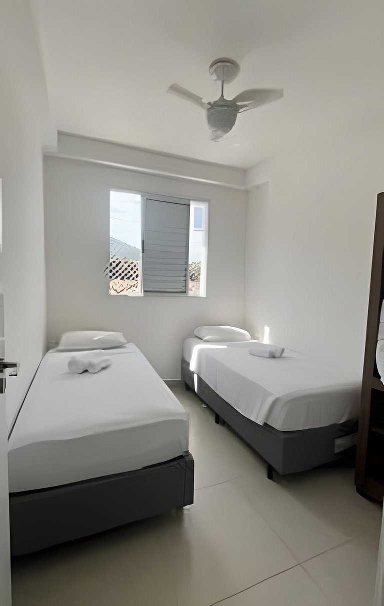 Apto para 6, a 250 metros da praia, enxoval, Wi-Fi e piscina