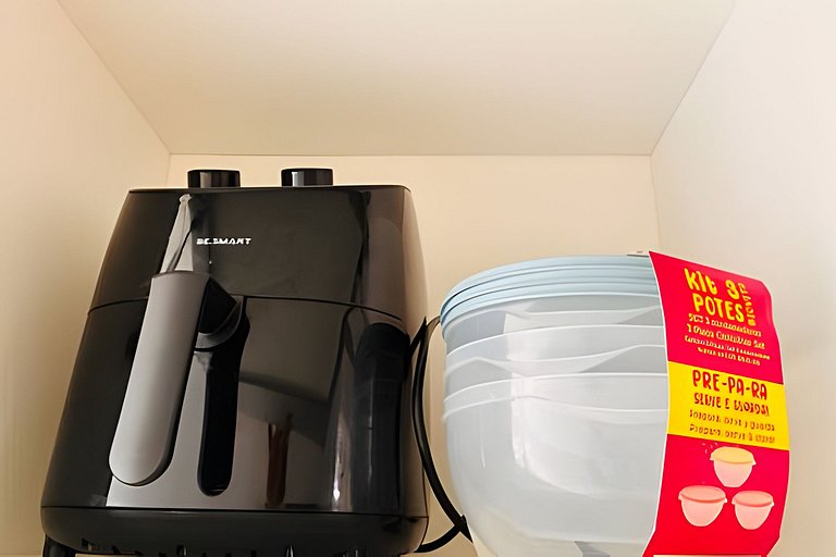 Lindo Apê com piscina, sauna, a 250 metros da praia e Wi-Fi