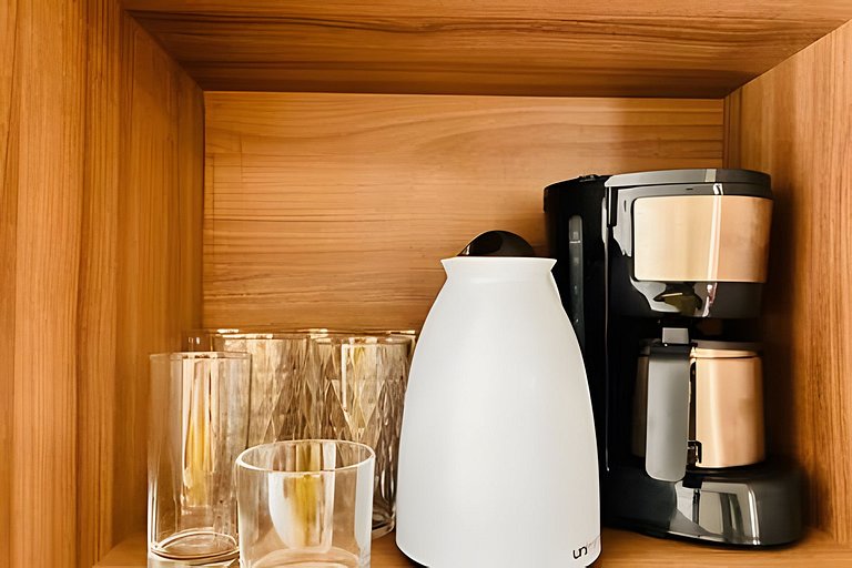 Lindo Apê com piscina, sauna, a 250 metros da praia e Wi-Fi