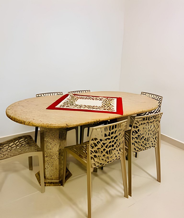 Lindo Apê com piscina, sauna, a 250 metros da praia e Wi-Fi