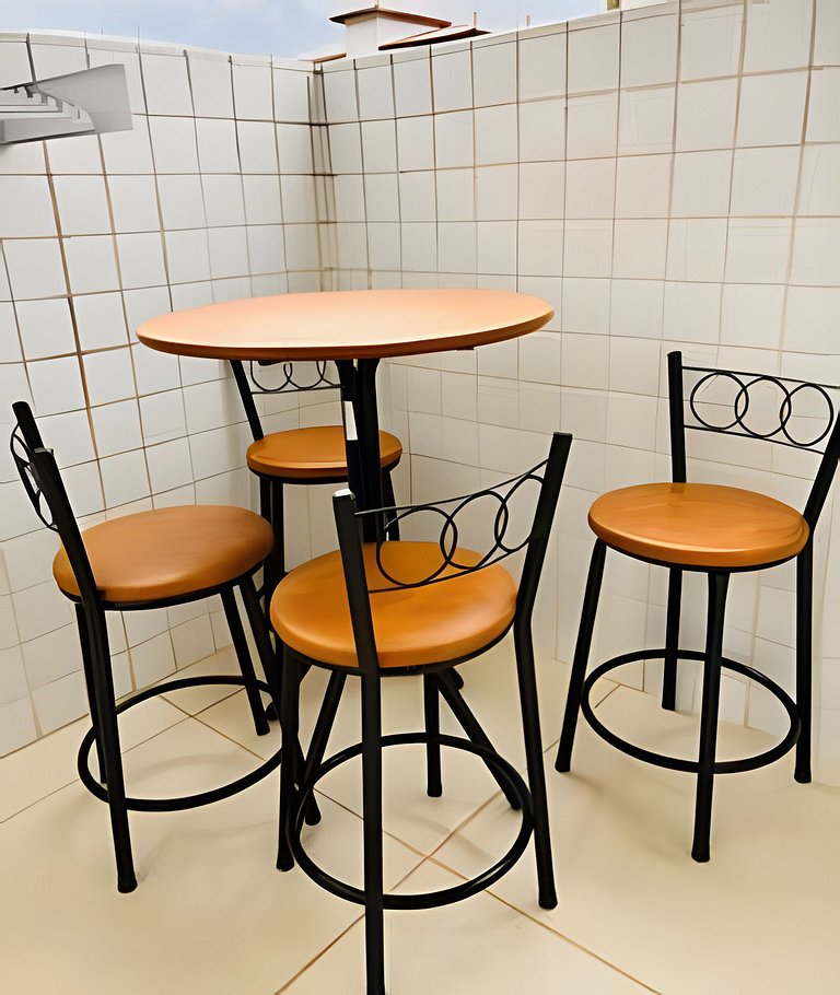 Lindo Apê com piscina, sauna, a 250 metros da praia e Wi-Fi