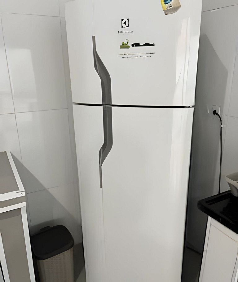 Casa 600m Enseada • AC • Churrasqueira