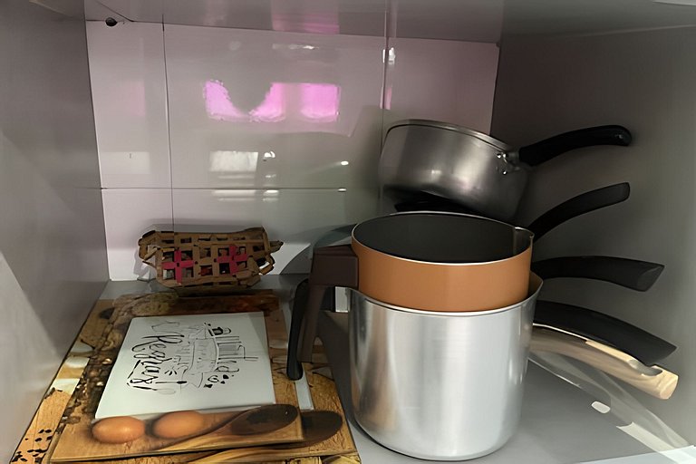 Casa 600m Enseada • AC • Churrasqueira