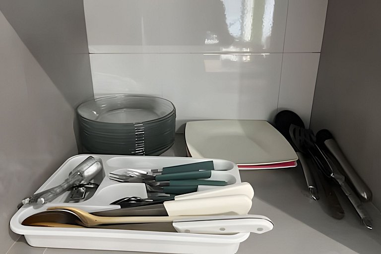 Casa 600m Enseada • AC • Churrasqueira