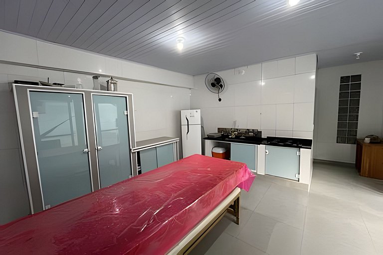 Casa 600m Enseada • AC • Churrasqueira