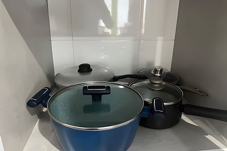 Casa 600m Enseada • AC • Churrasqueira