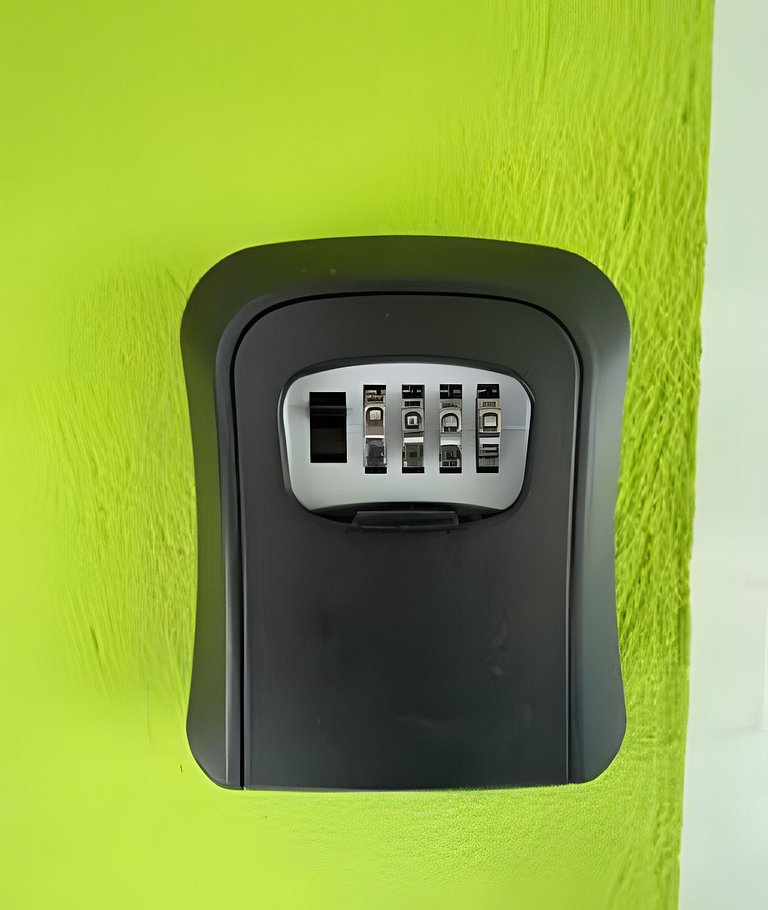 Casa 600m Enseada • AC • Churrasqueira