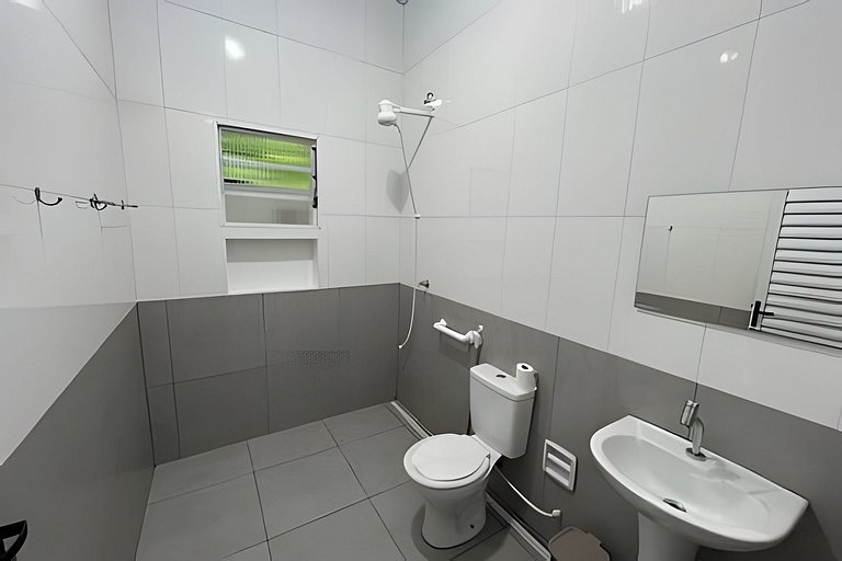 Kit 2 • 600m Enseada • AC • Churrasqueira