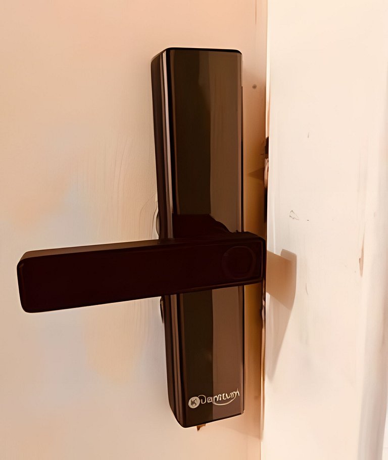 Studio 1º andar com pé na areia e perto de tudo.