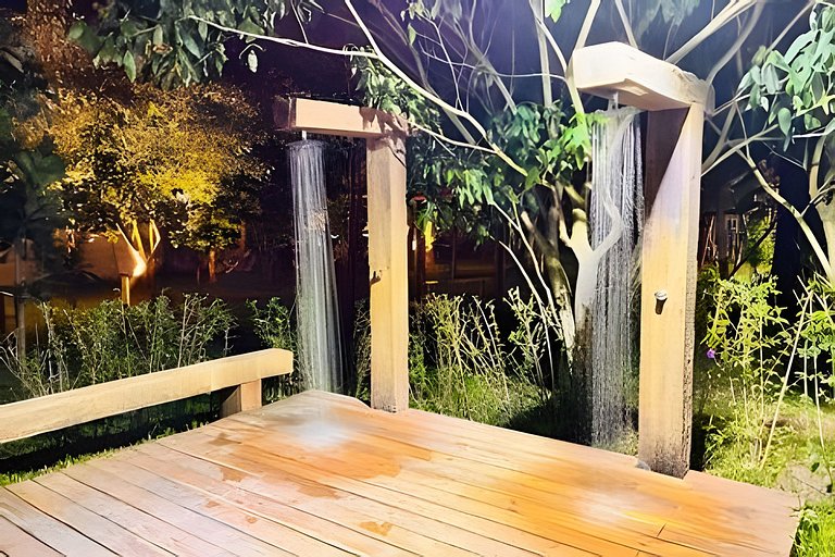 Apto alto padrão • Piscina e Sauna • 300m da Praia