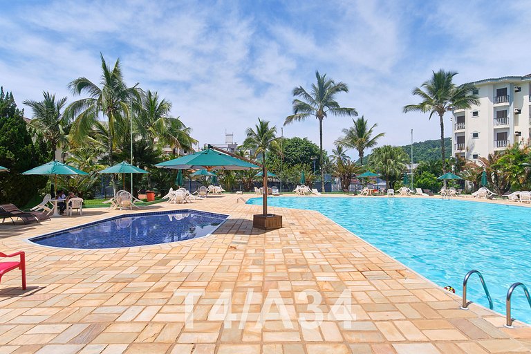Resort: 2Q c/ Ar • 80m da Praia • Piscina & Tênis