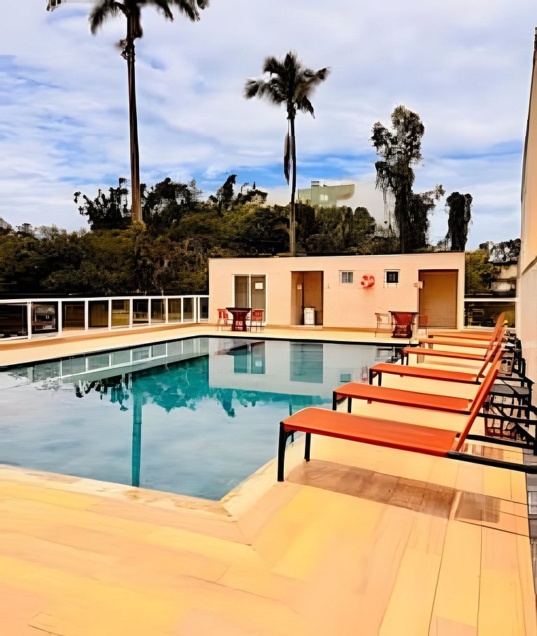 Lindo Apê a 300m Praia, com piscina e sauna