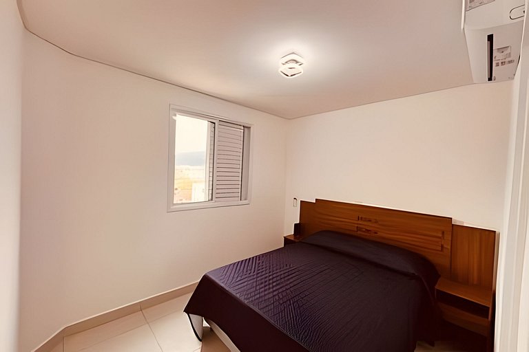 Apê novo c/ AC, churrasqueira, piscina e sauna!