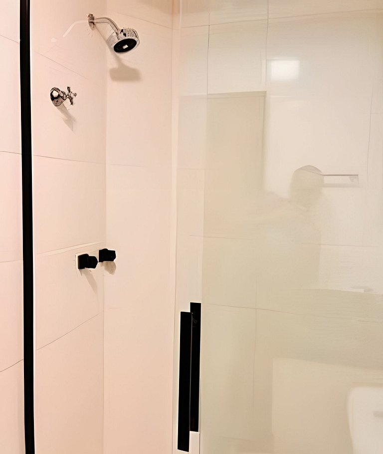 Apê novo c/ AC, churrasqueira, piscina e academia